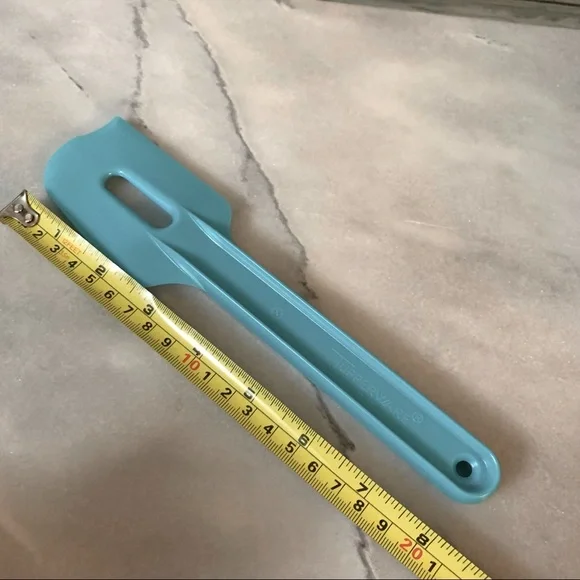 Tupperware Spatula New - Picture 4 of 5